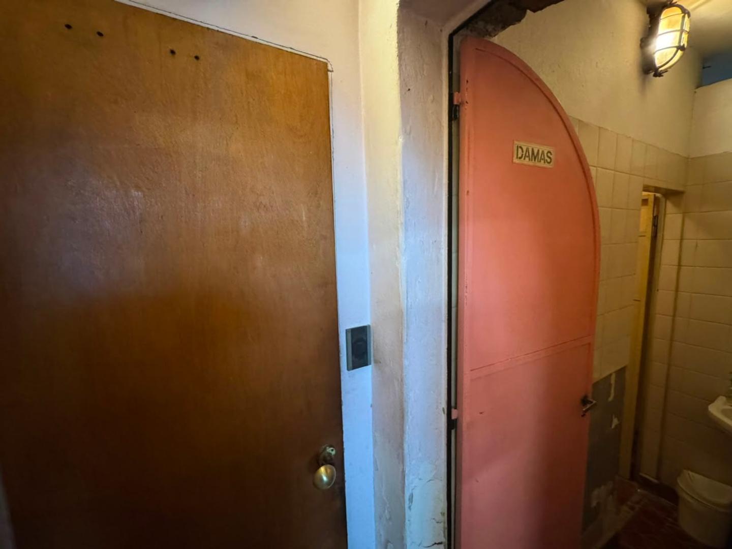 Foto de VENTA DE PROPIEDAD EN BLOCK | LOCAL + 3 VIVIENDAS, imagen 5