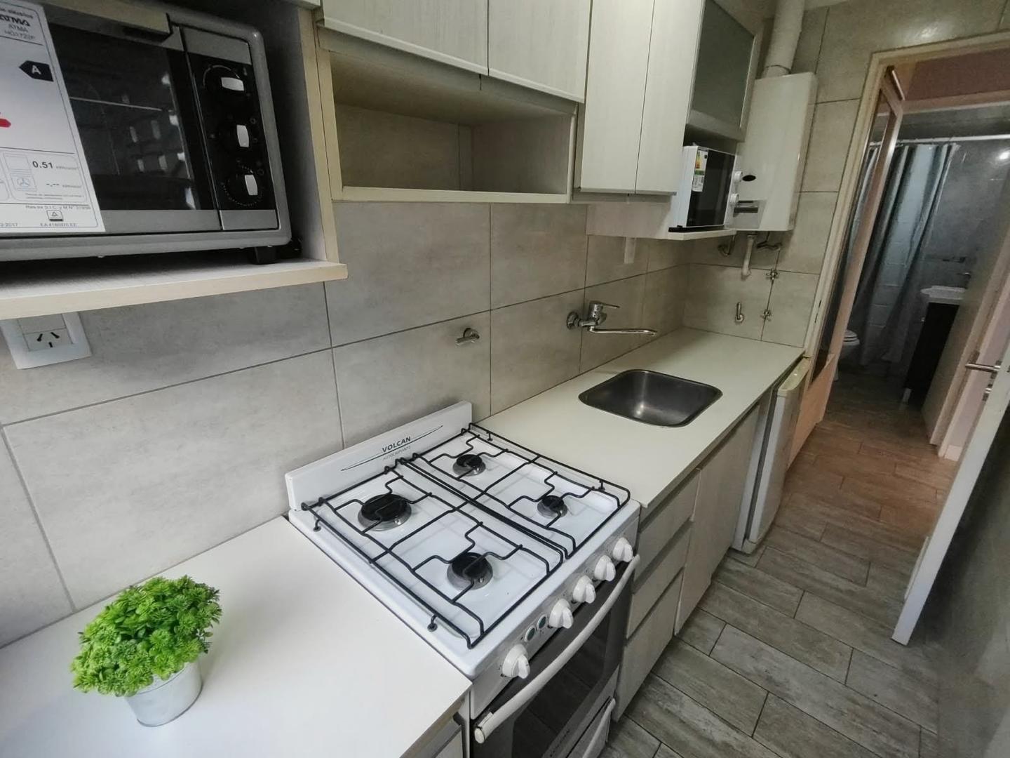 Foto de DEPARTAMENTO EN VENTA MONOAMBIENTE CON BALCON ZONA ALDREY, imagen 5