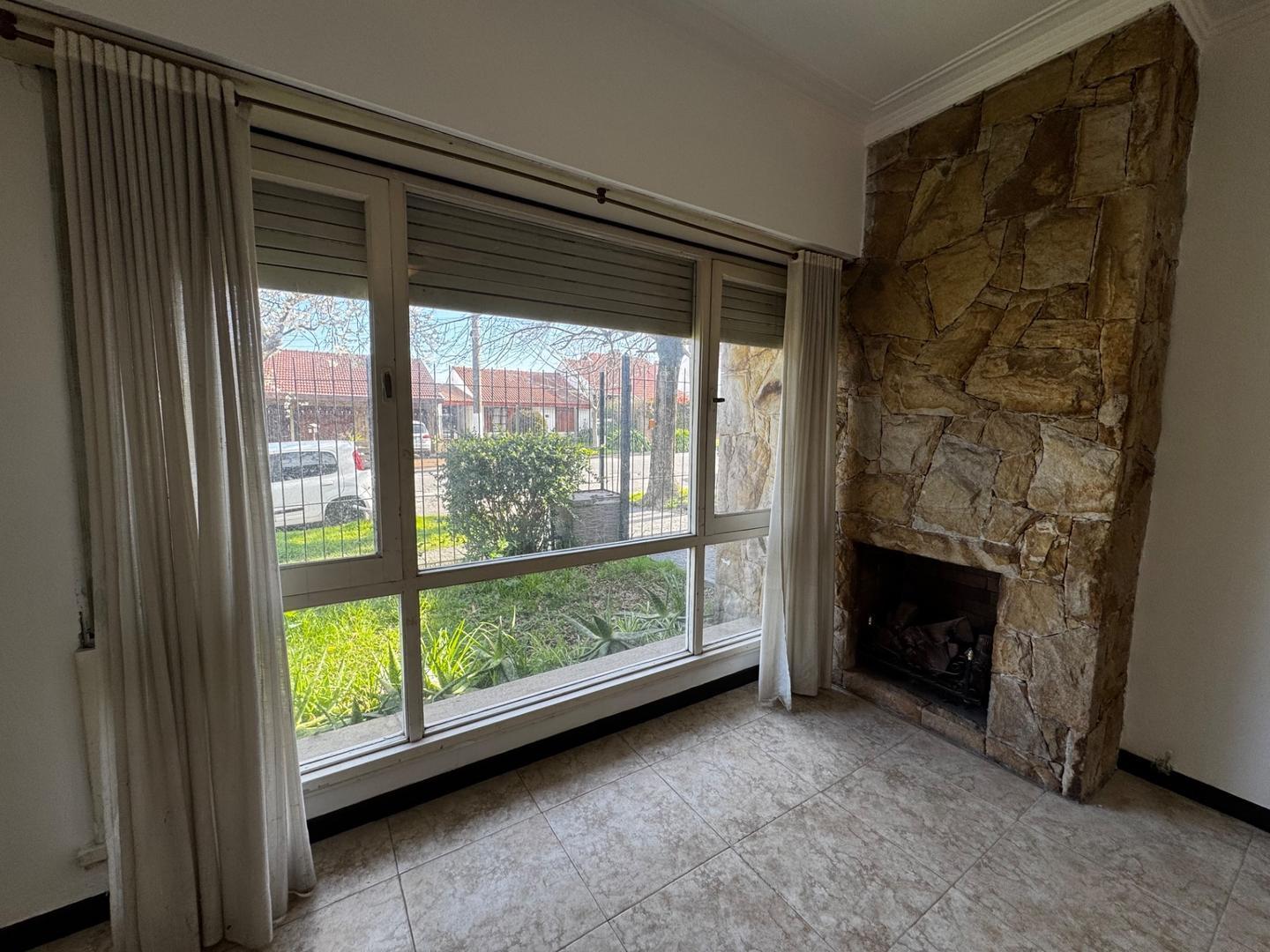 Foto de CASA APTA CRÉDITO. QUINCHO Y PATIO, imagen 5