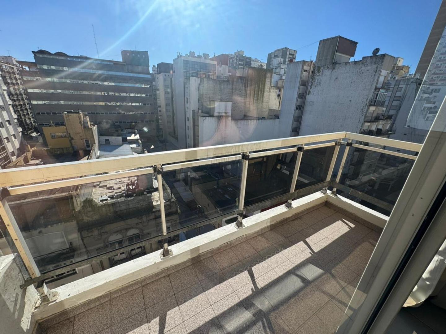 Foto de Departamento 5 ambientes con balcón, imagen 2