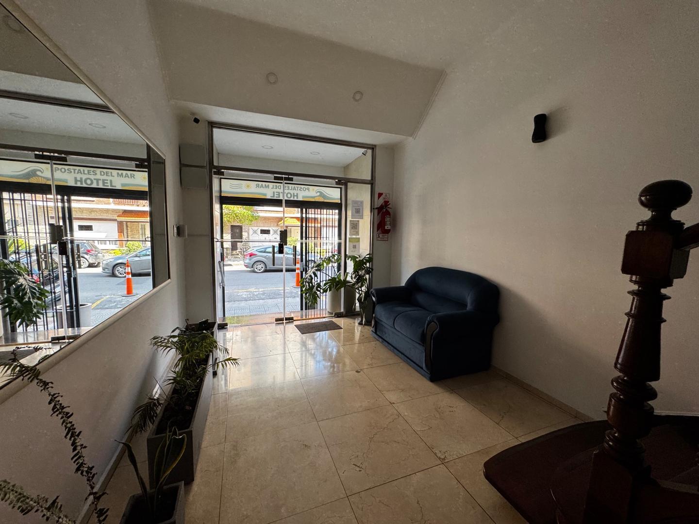 Foto de HOTEL EN VENTA – A MEDIA CUADRA DEL MAR, imagen 4