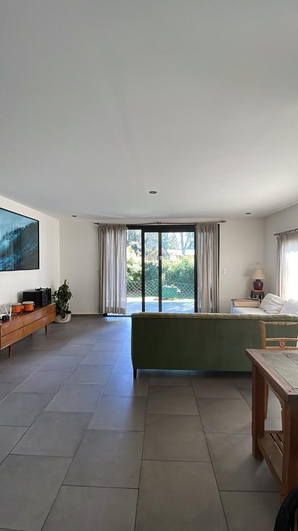 Foto de CHALET MODERNO EN BOSQUE PERALTA RAMOS- ALQUILER 12/24 MESES, imagen 5