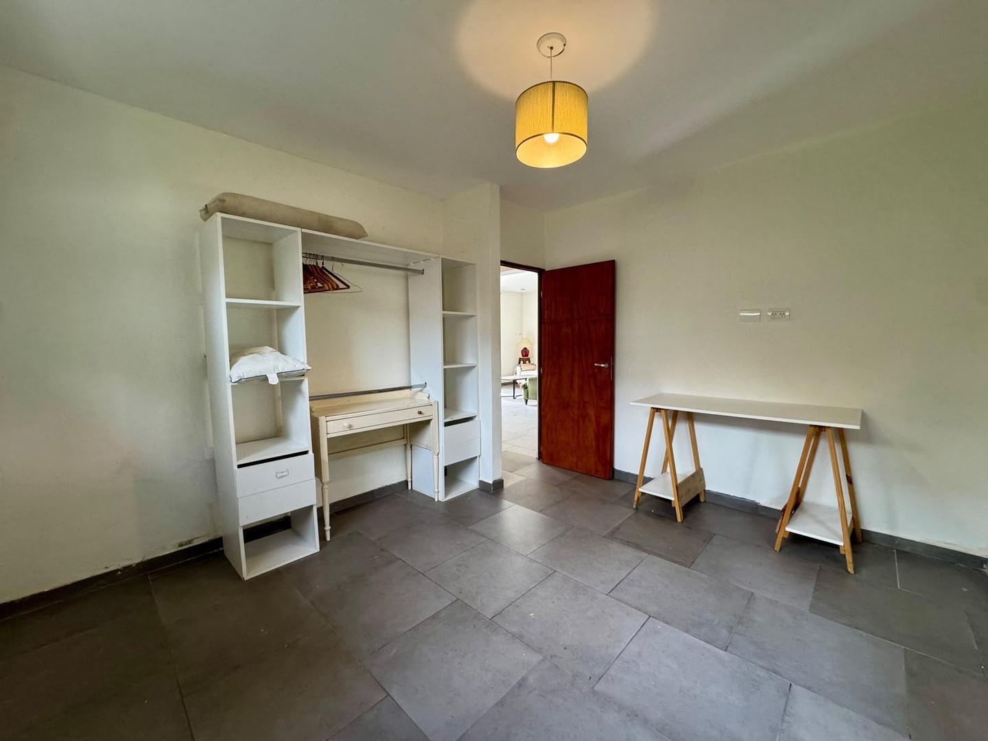 Foto de CHALET MODERNO EN BOSQUE PERALTA RAMOS- ALQUILER 12/24 MESES, imagen 3