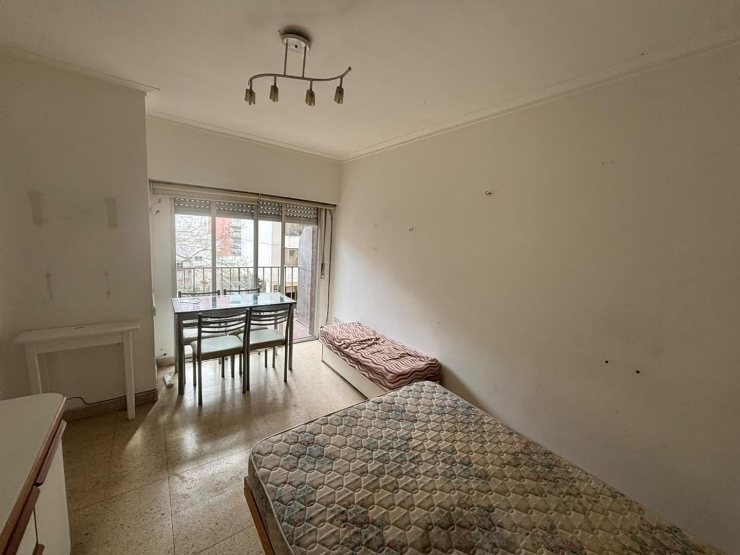 Foto de MONOAMB con BALCON SALIENTE y COCINA SEPARADA en el CENTRO, imagen 1