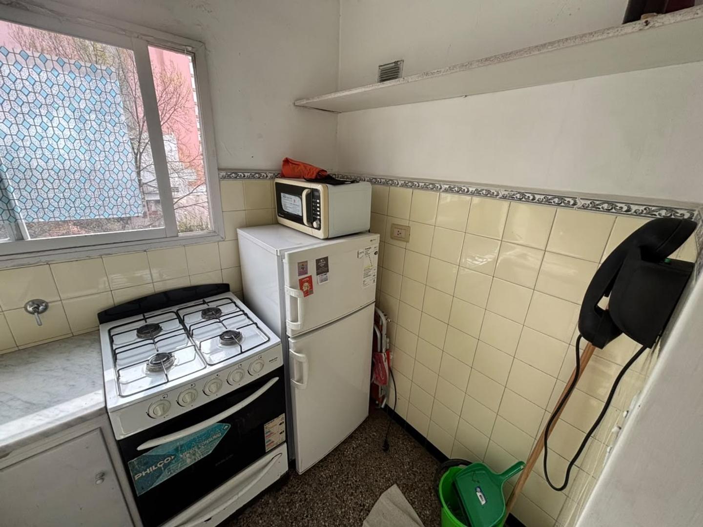 Foto de MONOAMB con BALCON SALIENTE y COCINA SEPARADA en el CENTRO, imagen 3