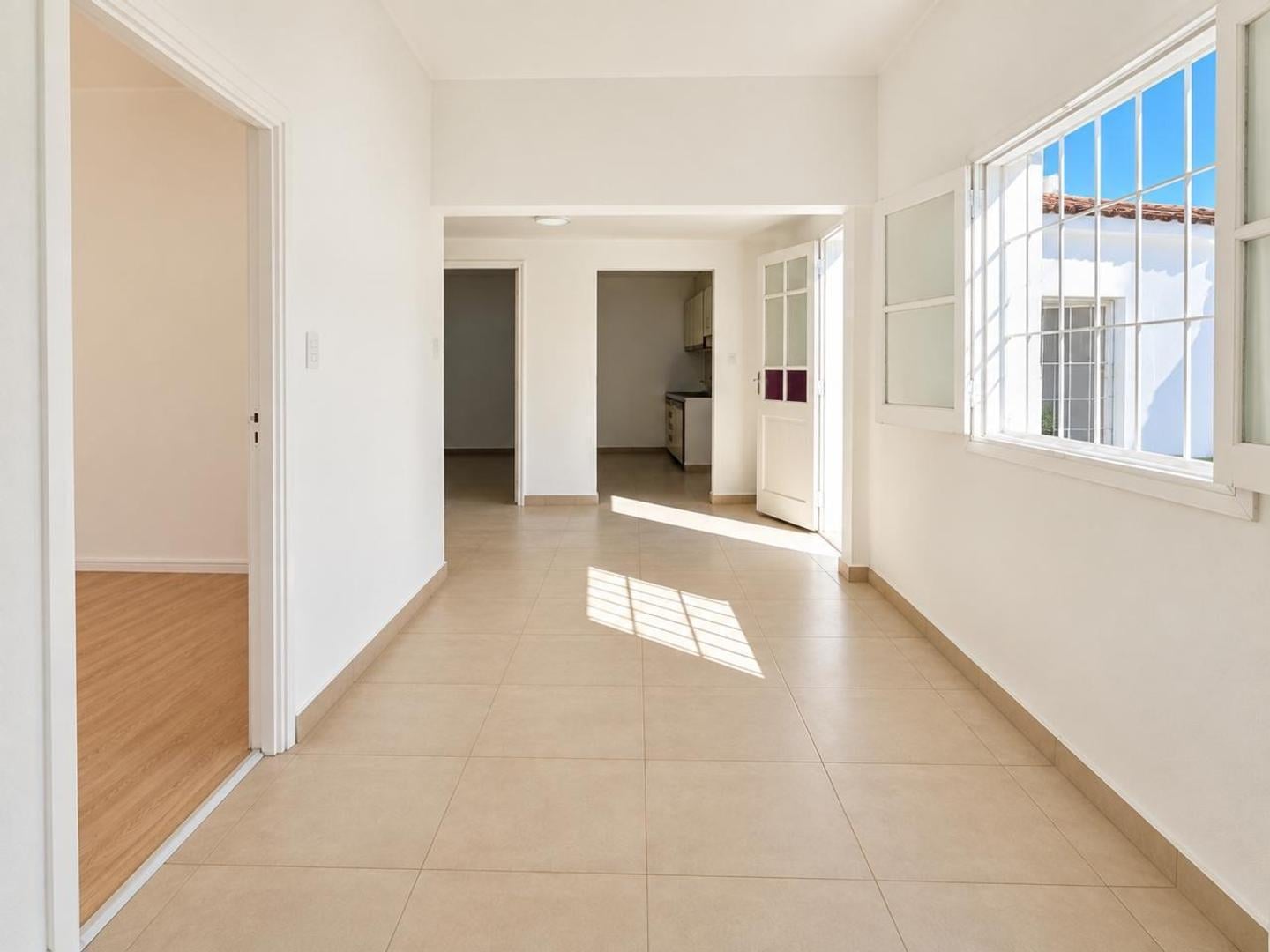 Foto de VENTA CASA 3 AMBIENTES, BARRIO LAS AMERICAS, imagen 1
