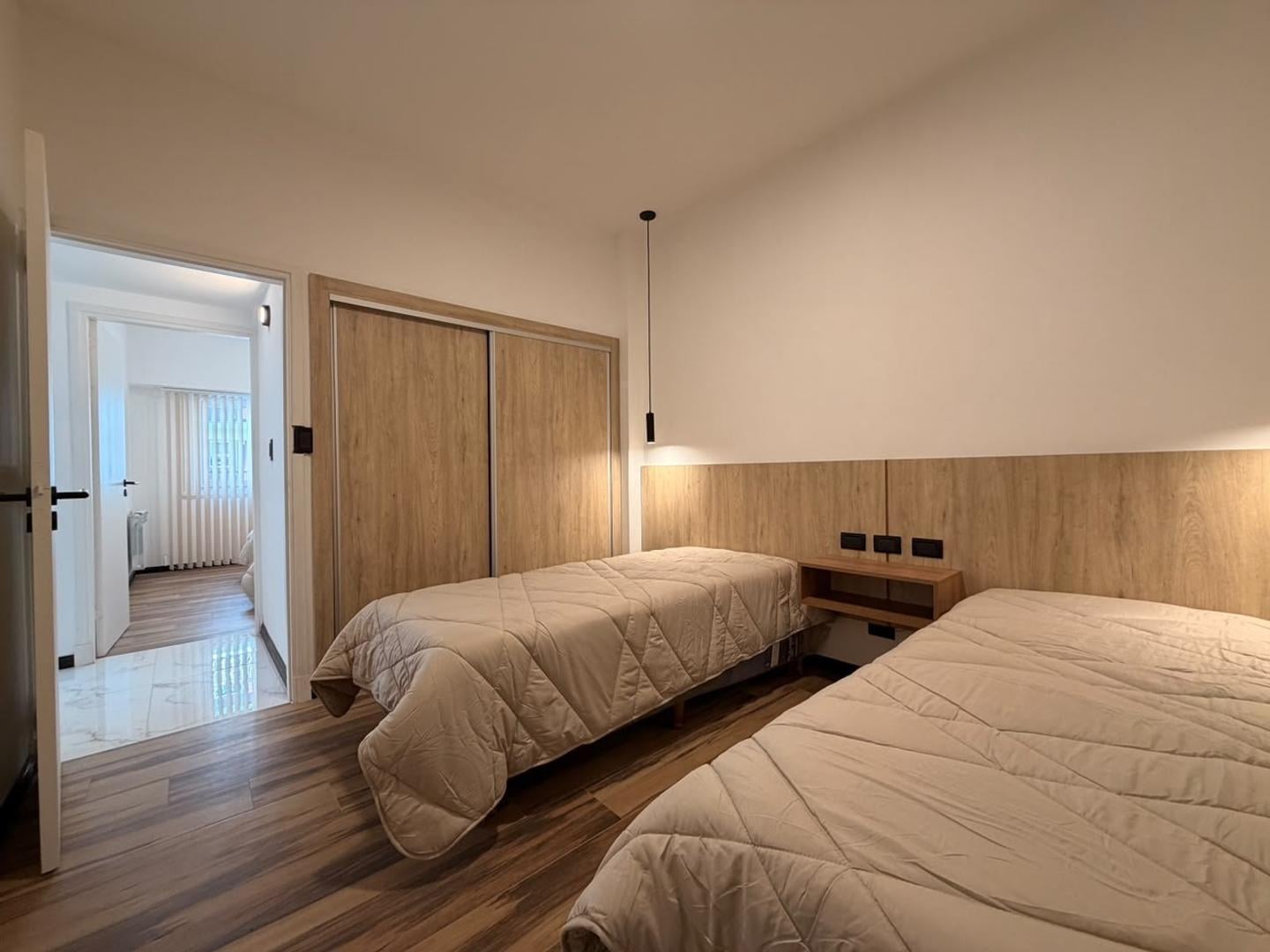 Foto de Venta Depto de 3 ambientes reciclado, al Frente con Balcon, imagen 3