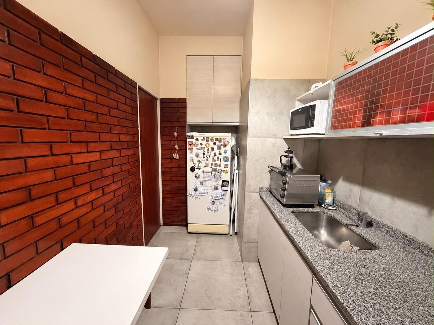 Foto de Departamento 3 ambientes planta baja con patio en Güemes, imagen 5