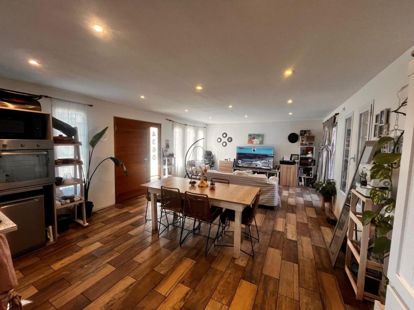 Foto de Casa con depto independiente en venta – Alfar, Zona sur, imagen 1