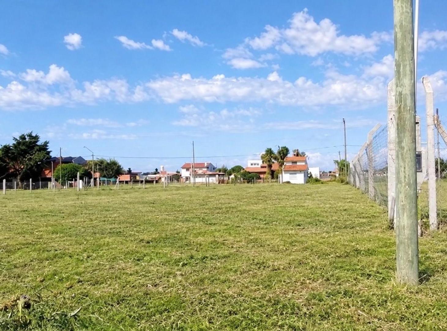 Foto de VENTA TERRENO EN OPORTUNIDAD EN EL BARRIO SANTA ELENA, imagen 2