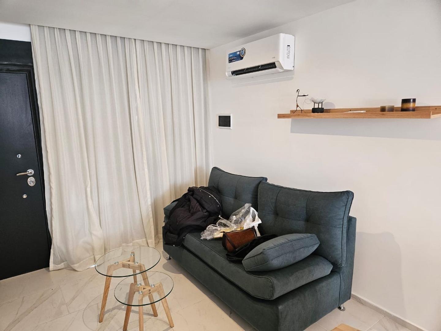 Foto de Moderno departamento equipado en alquiler anual, imagen 2