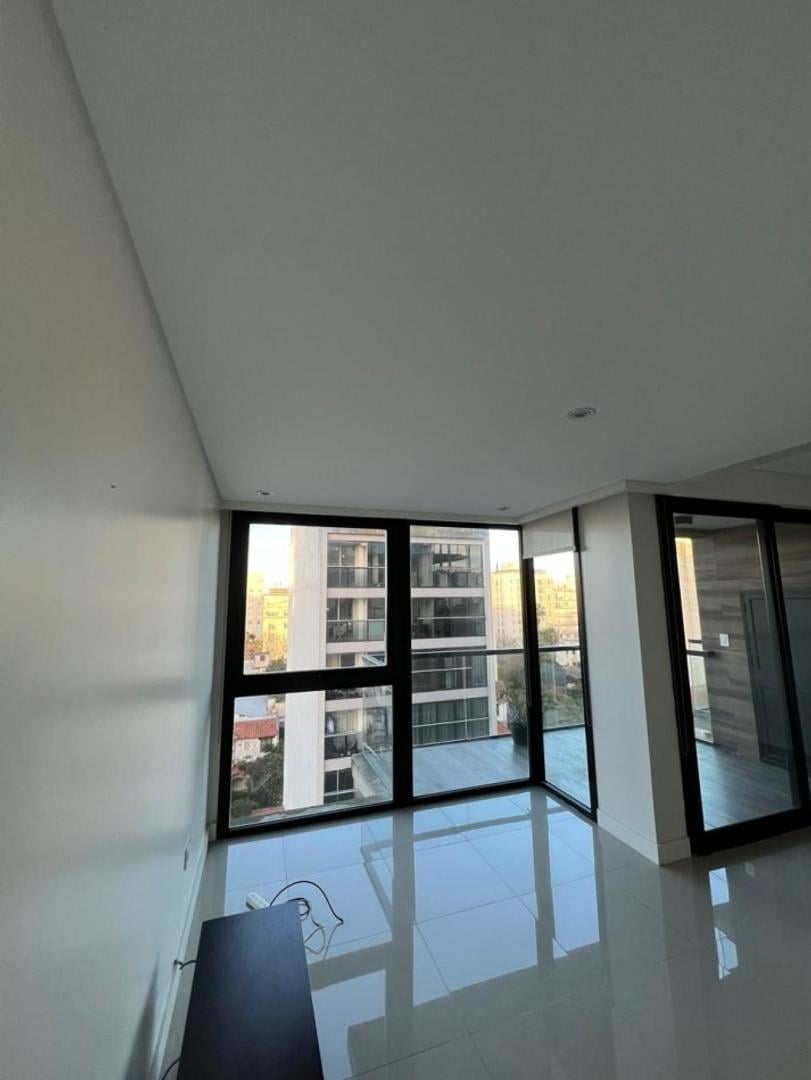 Foto de DEPARTAMENTO 4 AMBIENTES EDIFICIO DE CATEGORIA PLAZA MITRE, imagen 4