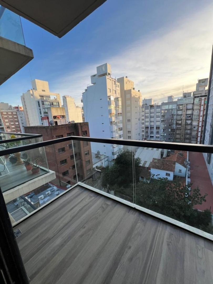 Foto de DEPARTAMENTO 4 AMBIENTES EDIFICIO DE CATEGORIA PLAZA MITRE, imagen 3