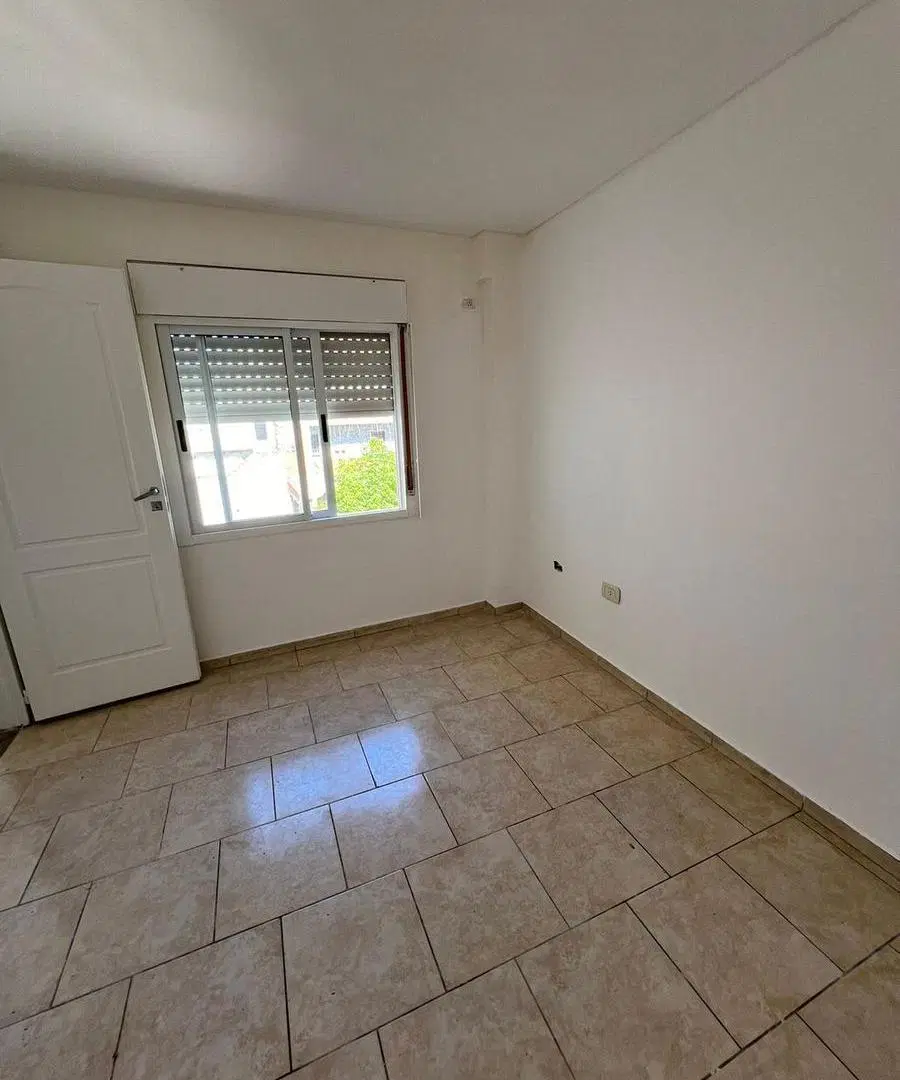 Departamento 3 ambientes en Santos Lugares 5
