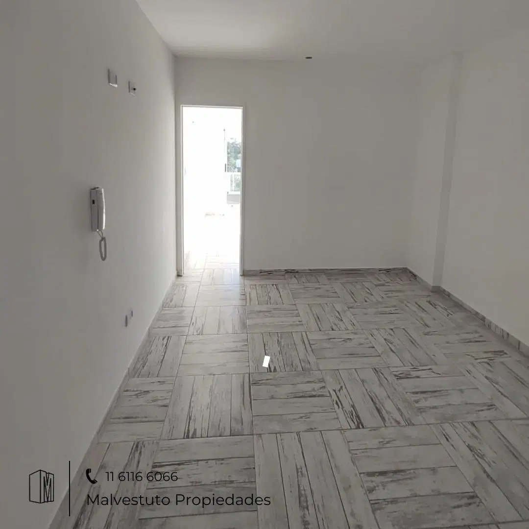 Departamento en Santos Lugares 4