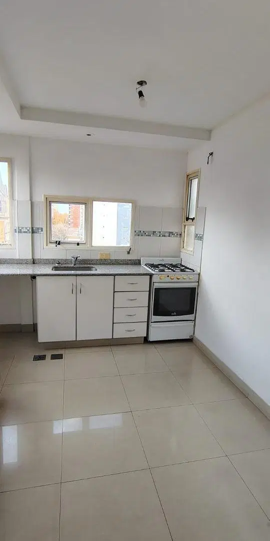 Departamento 3 ambientes en Caseros 5