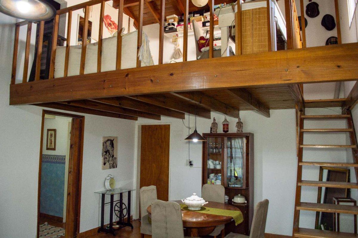 Venta Casa 3 ambientes + depto - Acepta permuta