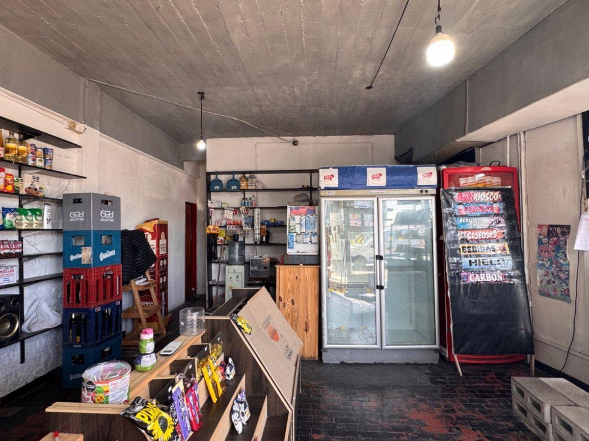 Oportunidad Local Excelente Ubicación Av Marquez 4