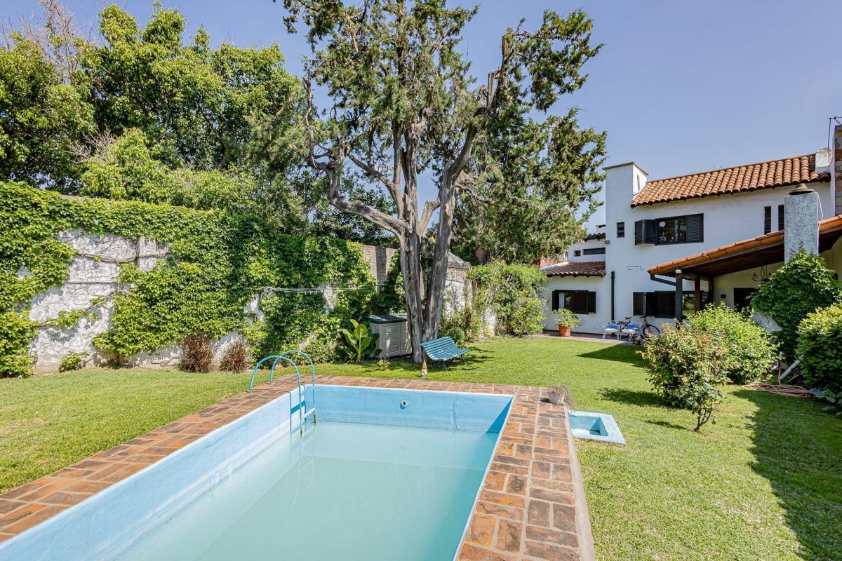 Venta Casa Hurlingham Pileta Jardin - Apto Credito 3