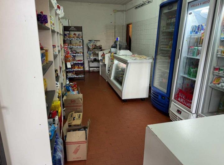 VENTA DE LOCAL EN CIUDAD JARDIN - PERMUTA 5