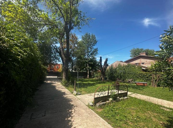Venta casa con parque 4 ambientes en San Miguel 4