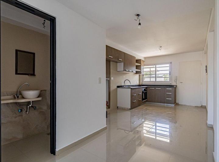 VENTA DEPTO 3 AMB CON COCHERA HURLINGHAM PERMUTA 4