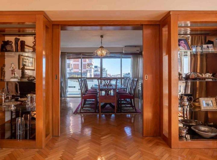 Se Vende espectacular Piso en Belgrano con cochera 4