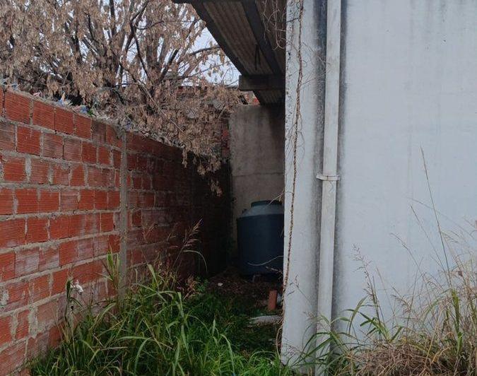 VENTA CASA 2 AMB. FLORENCIO VARELA EN LOTE PROPIO 1