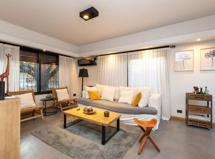 VENTA DE CASA 5 AMB  EN HURLINGHAM  BARRIO INGLES 3