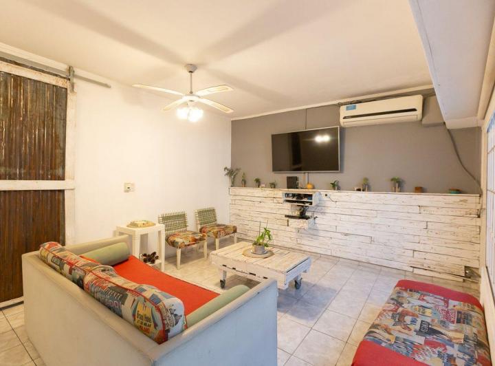 CASA MULTFAMILIAR 2 EN 1 COCHERA PATIO 3