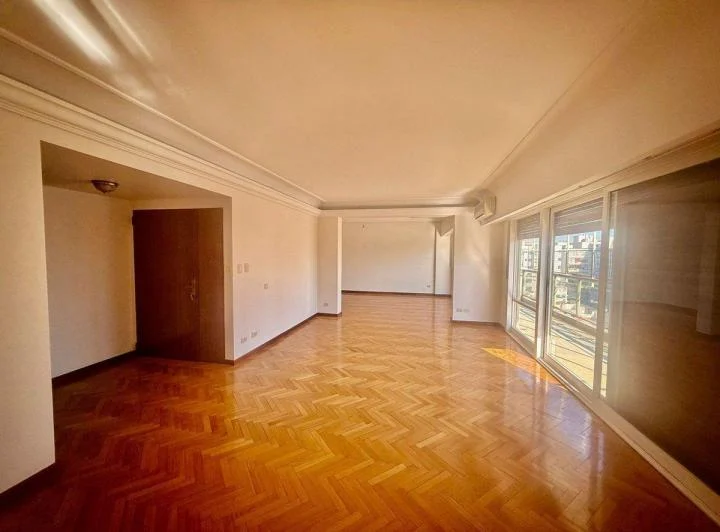 Exclusivo Semipiso de Categoría en Torre – Urquiza 1