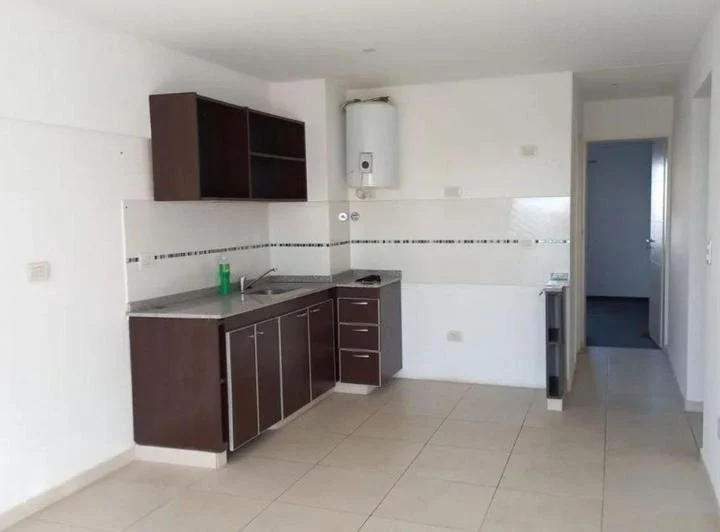 Alquiler Departamento 2 ambientes y cochera Moron 2