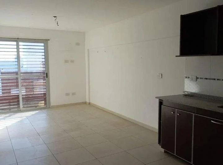 Alquiler Departamento 2 ambientes y cochera Moron 1