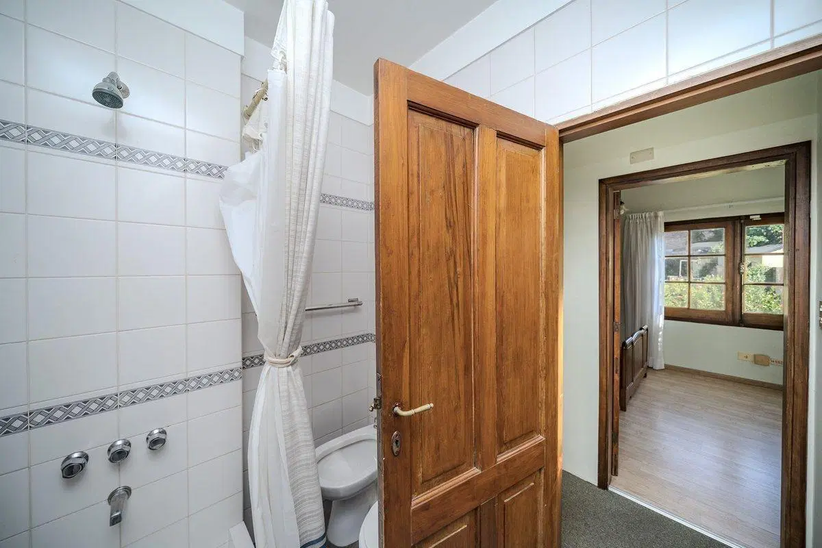 VENTA CASA 4 AMBIENTES COCHERA PATIO APTO CREDITO 5