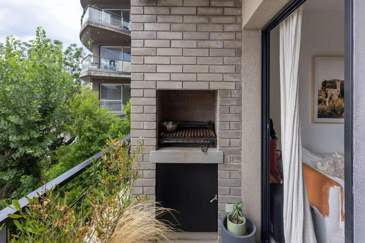VENTA DE DEPARTAMENTO CON BALCON Y COCHERA 5