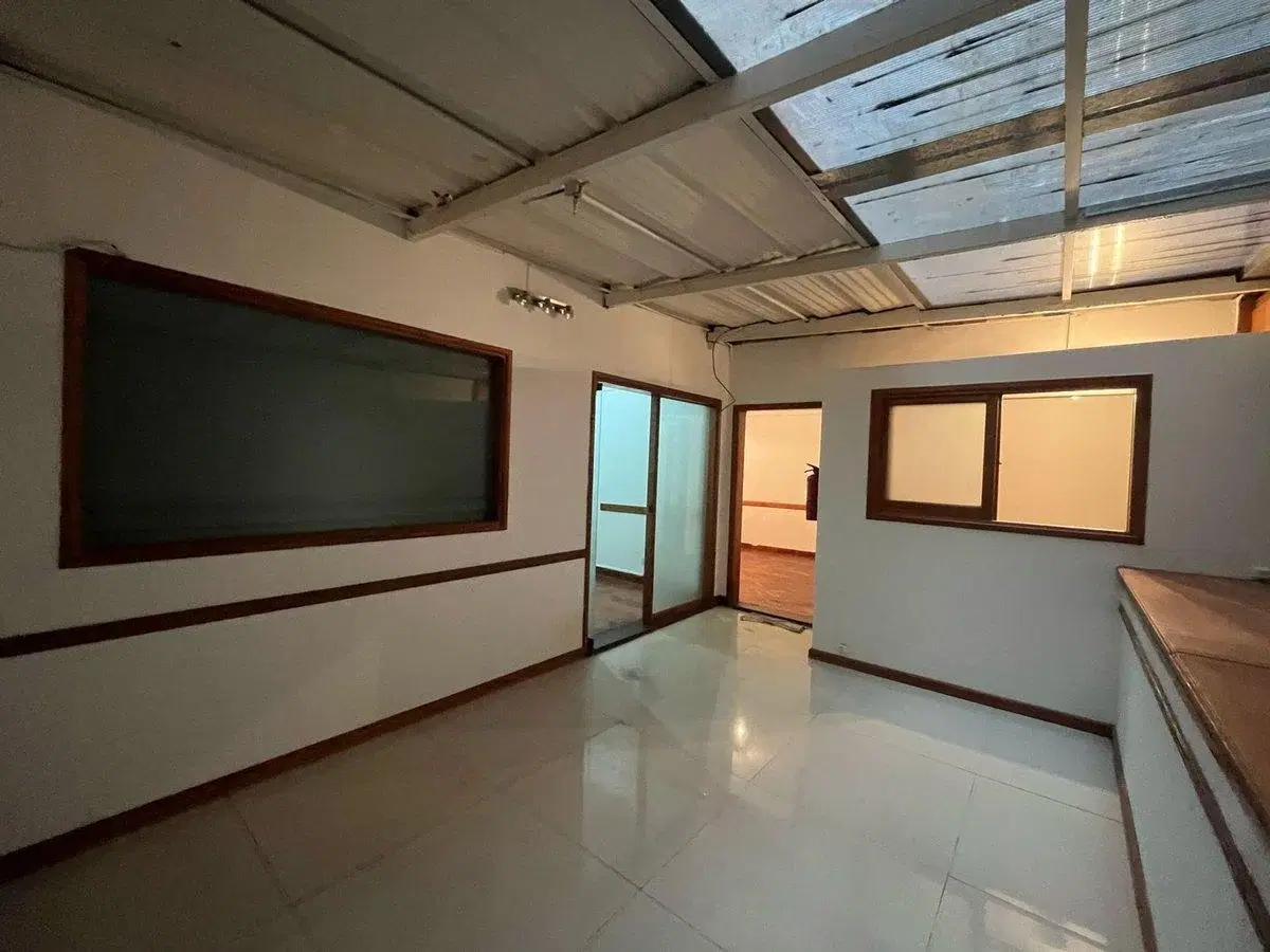 VENTA DPTO 3 AMBIENTES PATIO PERMUTA SAN CRISTOBAL 4