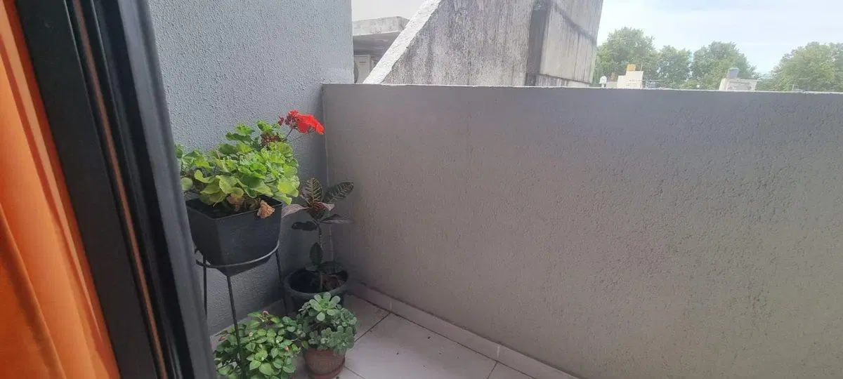 VENTA MONOAMBIENTE DIVISIBLE  BALCON S. LUGARES 4