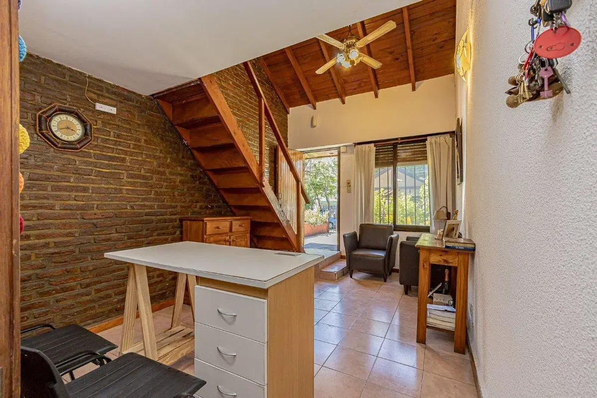 VENTA PH 2 AMB. PATIO-COCHERA-APTO CREDITO 2