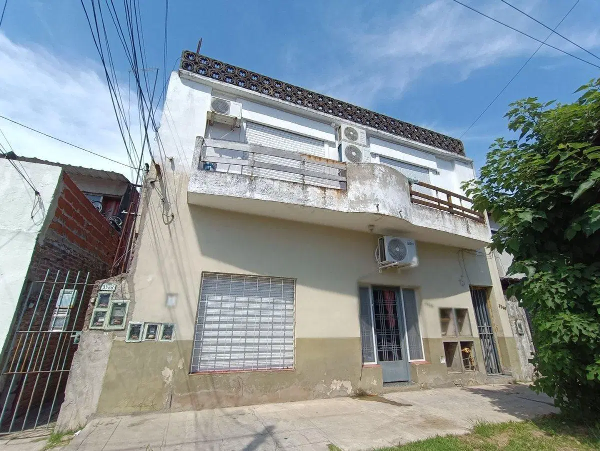 VENTA CASA EN BLOQUE SAN MARTIN PERMUTA FINANCIA 3