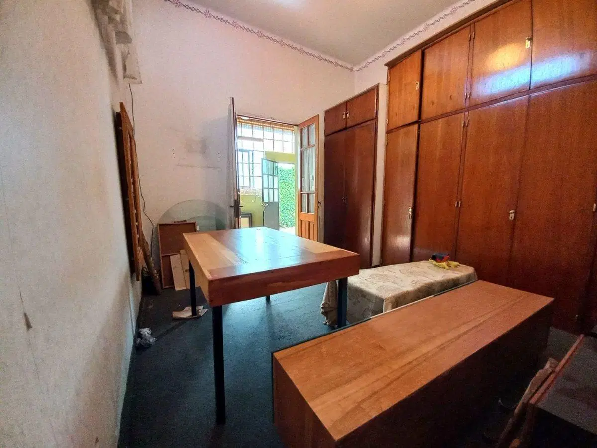 VENTA CASA 4 AMB -JARDIN-COCHERA-CASTELAR 3