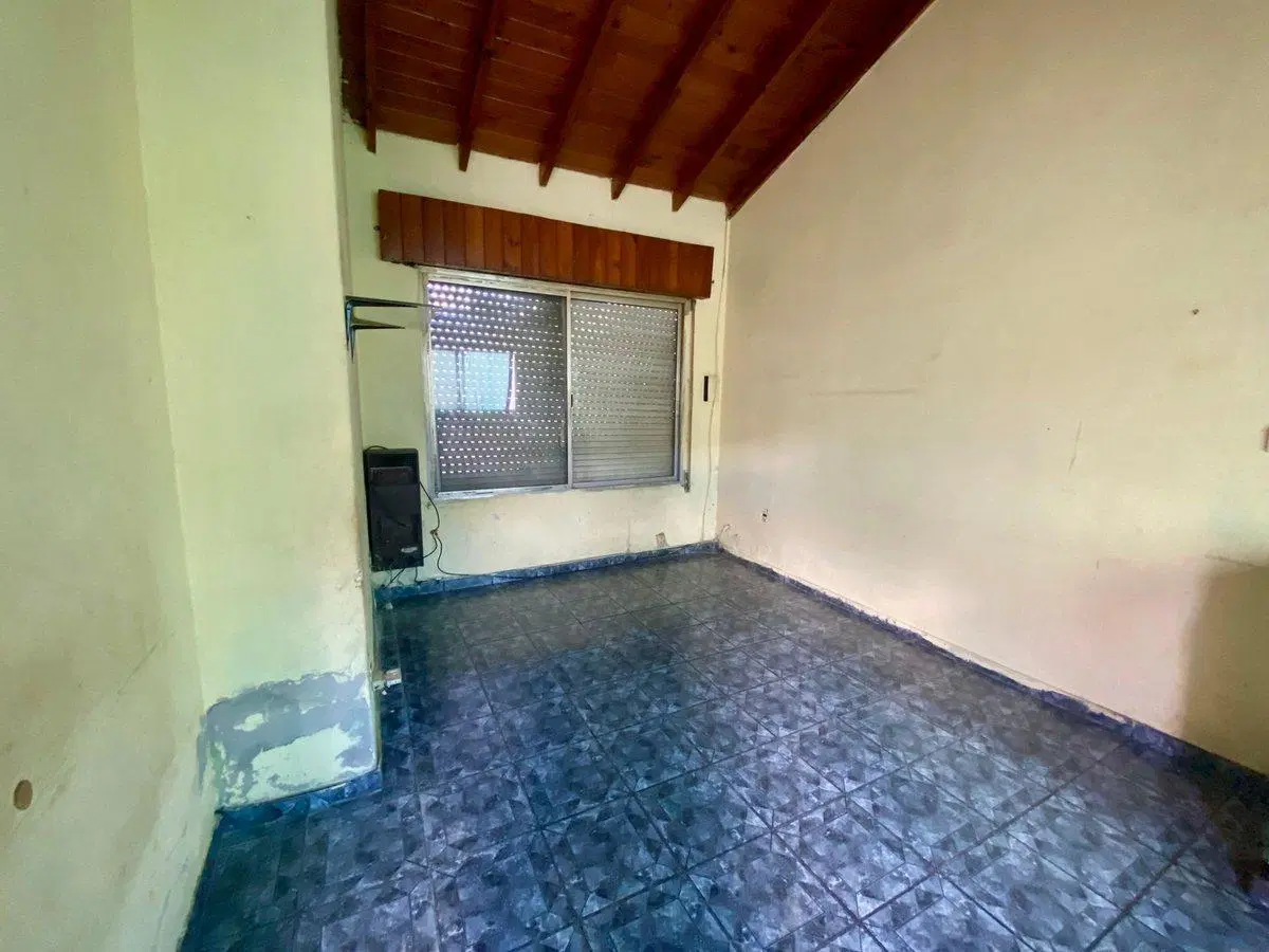 VENTA CASA 6 AMBIENTES SAENZ PEÑA MULTIFAMILIAR 4