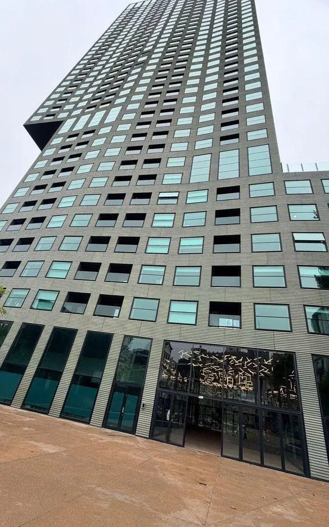 SE ALQUILA DPTO 2 AMB C/ COCHERA- PUERTO MADERO 4