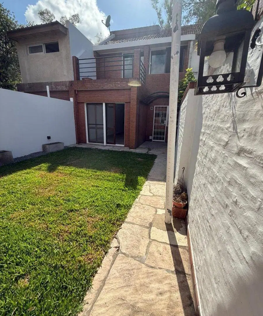 Dúplex 4 Ambt a Estrenar con Jardín/Doble Cochera 5