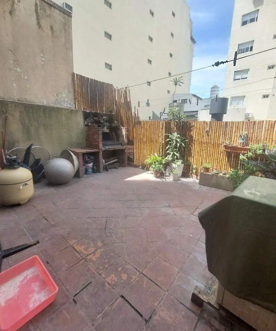 VENTA DE 4 PH + LOCAL EN LOTE PROPIO,DEVOTO. 2