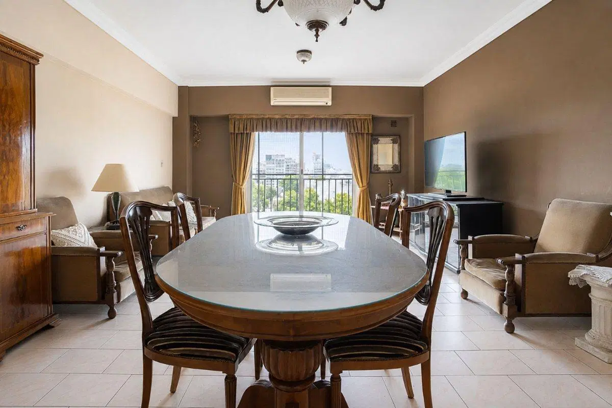 VENTA - DEPARTAMENTO 4 AMBIENTES CON COCHERA 2