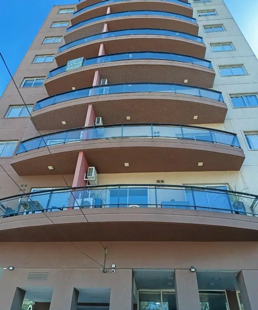 VENTA MONOAMBIENTE  CIUDAD JARDIN C/AIRE ACONDIC. 3