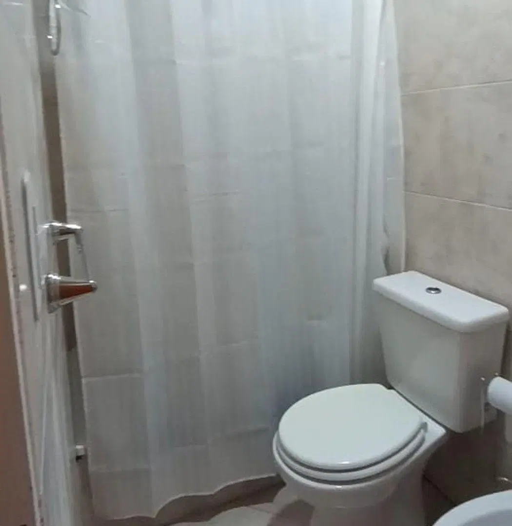 VENTA MONOAMBIENTE  CIUDAD JARDIN C/AIRE ACONDIC. 2
