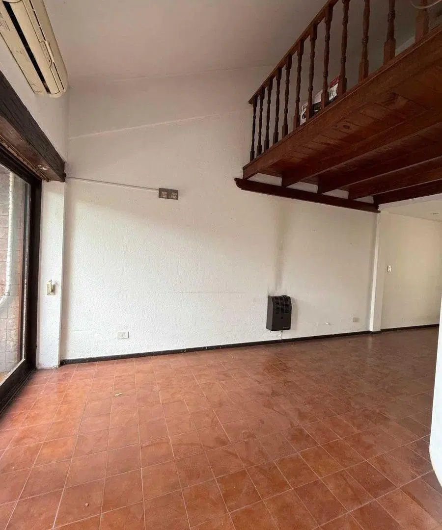 VENTA CIUDAD JARDIN DEPTO 2AMB + PLAYROOM PERMUTA 4