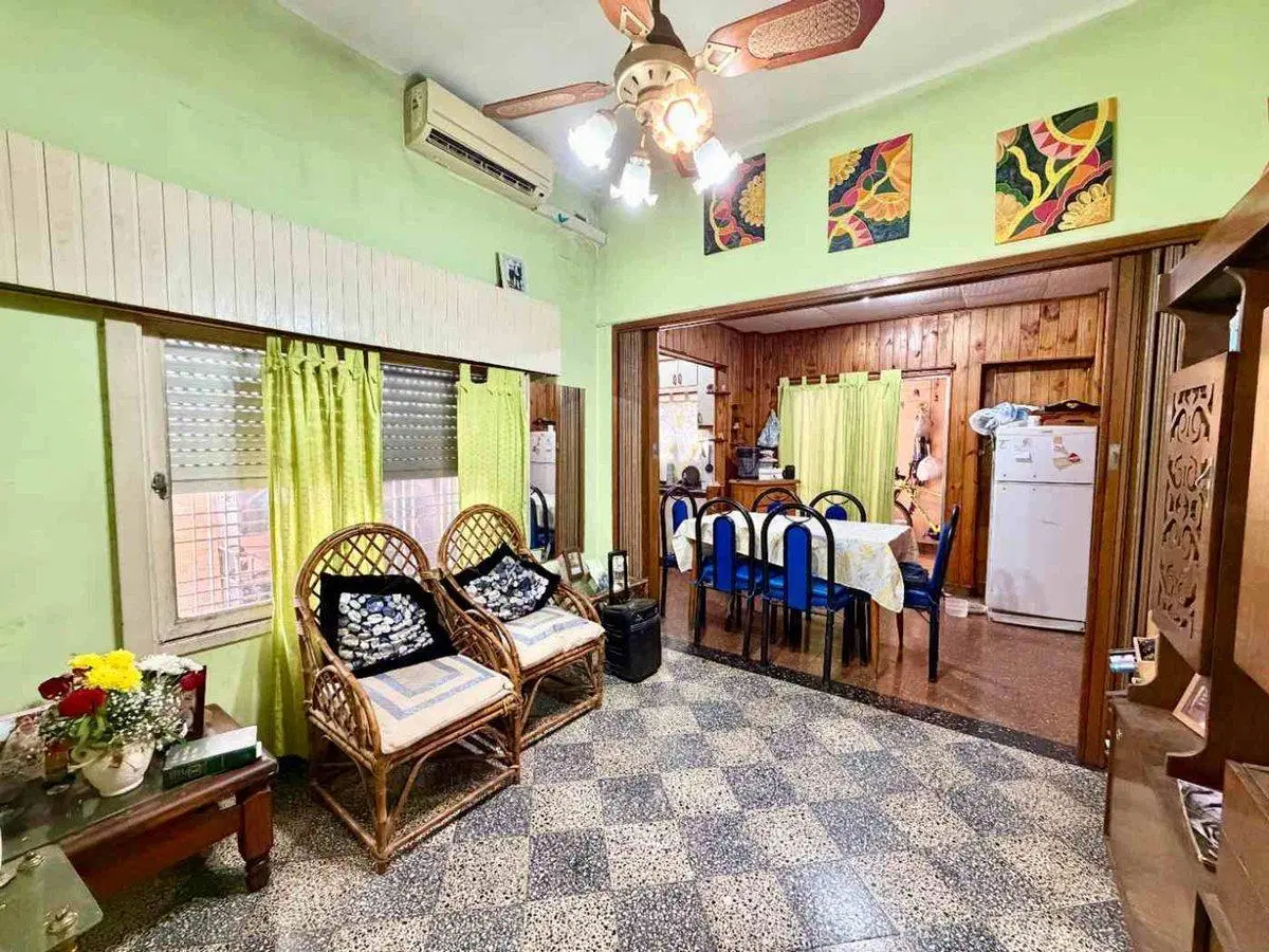 Venta/Permuta PH 3 amb. c/ patio y terraza Caseros 2