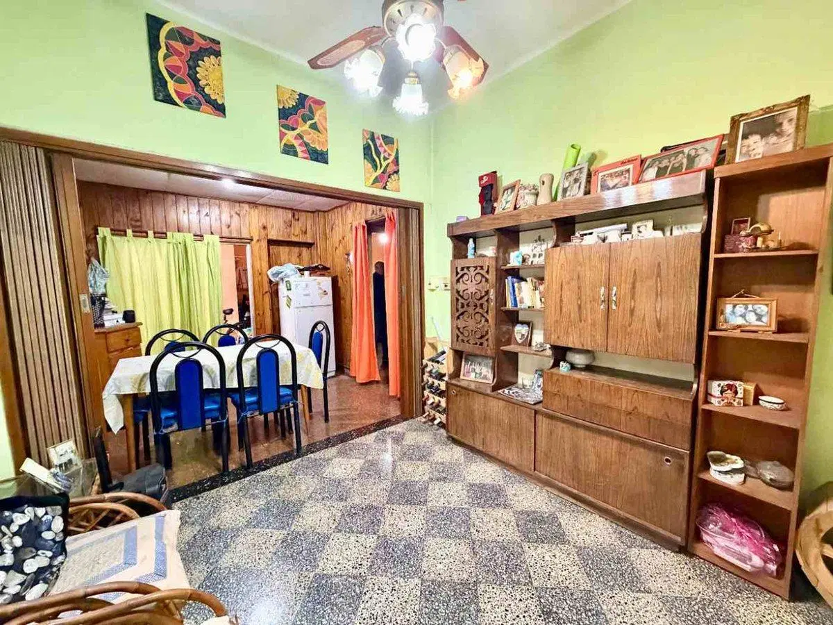 Venta/Permuta PH 3 amb. c/ patio y terraza Caseros 4